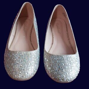 Fabulicious Rhinestone-Embellished Ballet Flats  Color Nude Glitter Mesh Size 10